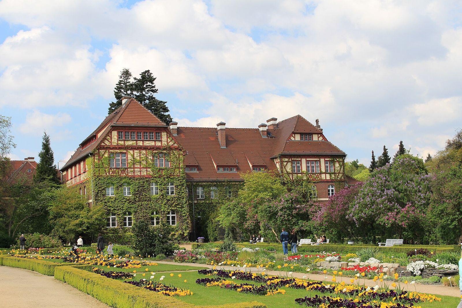 Buildings in the Botanischer Garten, Berlin-Dahlem