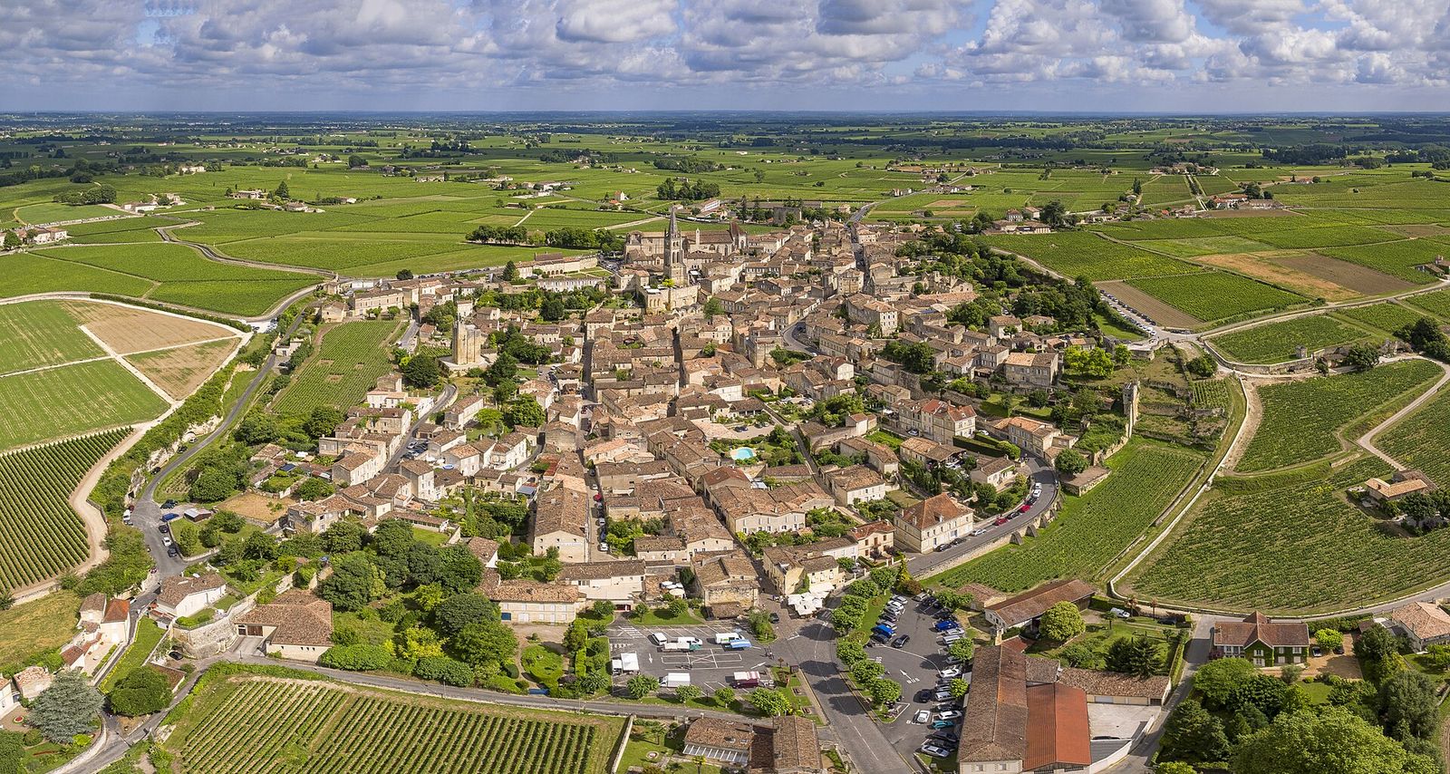 Aerial panorama Saint-Émilion France 2016, Bordeaux