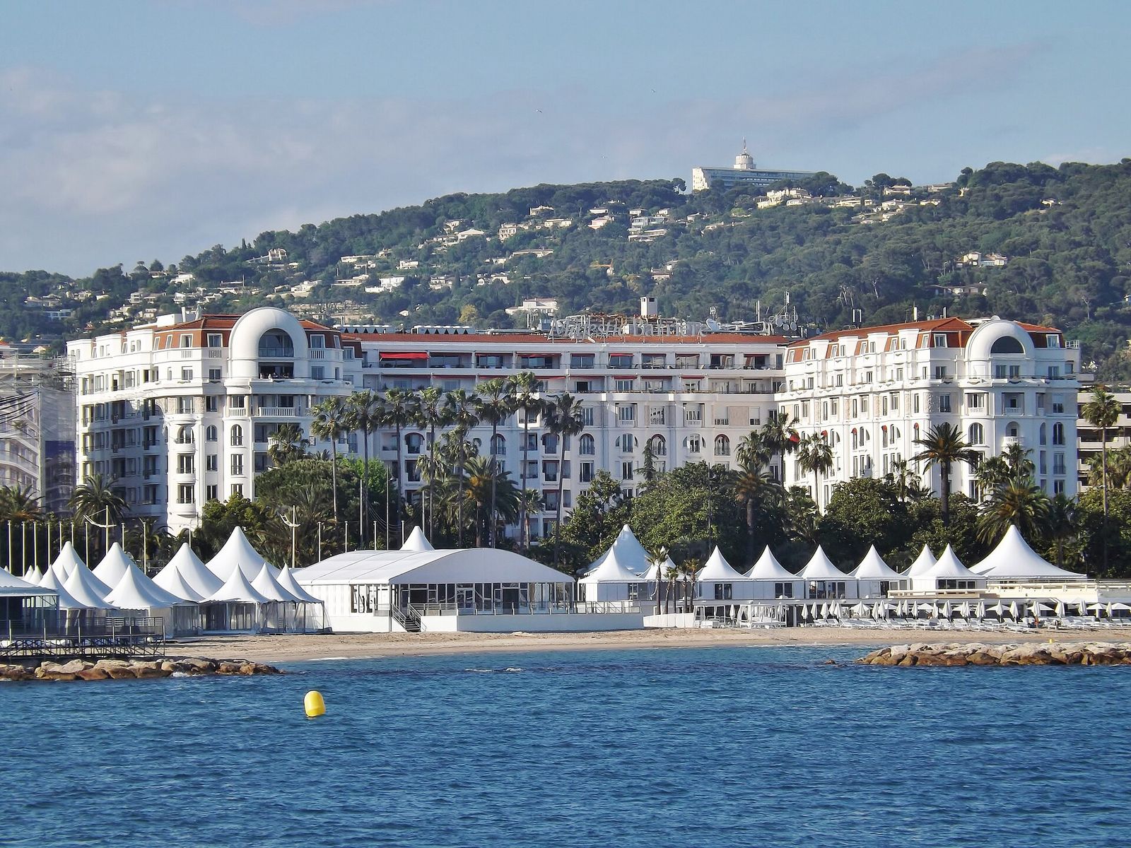 General sight of the Hôtel Majestic Barrière hostel, on the Croisettes of Cannes, Alpes-Maritimes
