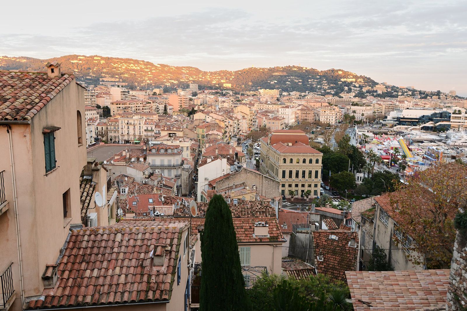 Le Suquet is the old quarter of Cannes, probably best known to tourists as the climbing, winding cobbled lane lined with