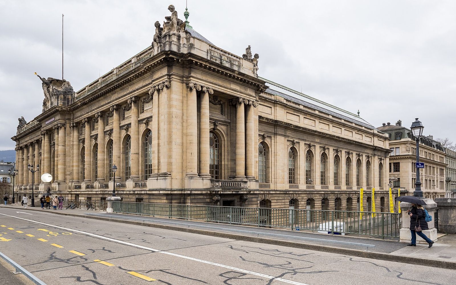 Musée d'Art et d'Histoire (Geneva) main building exterior