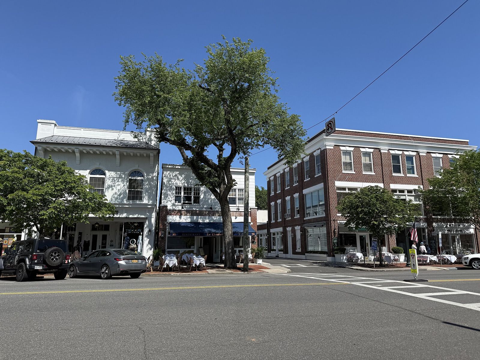 Southampton (village), New York, The Hamptons