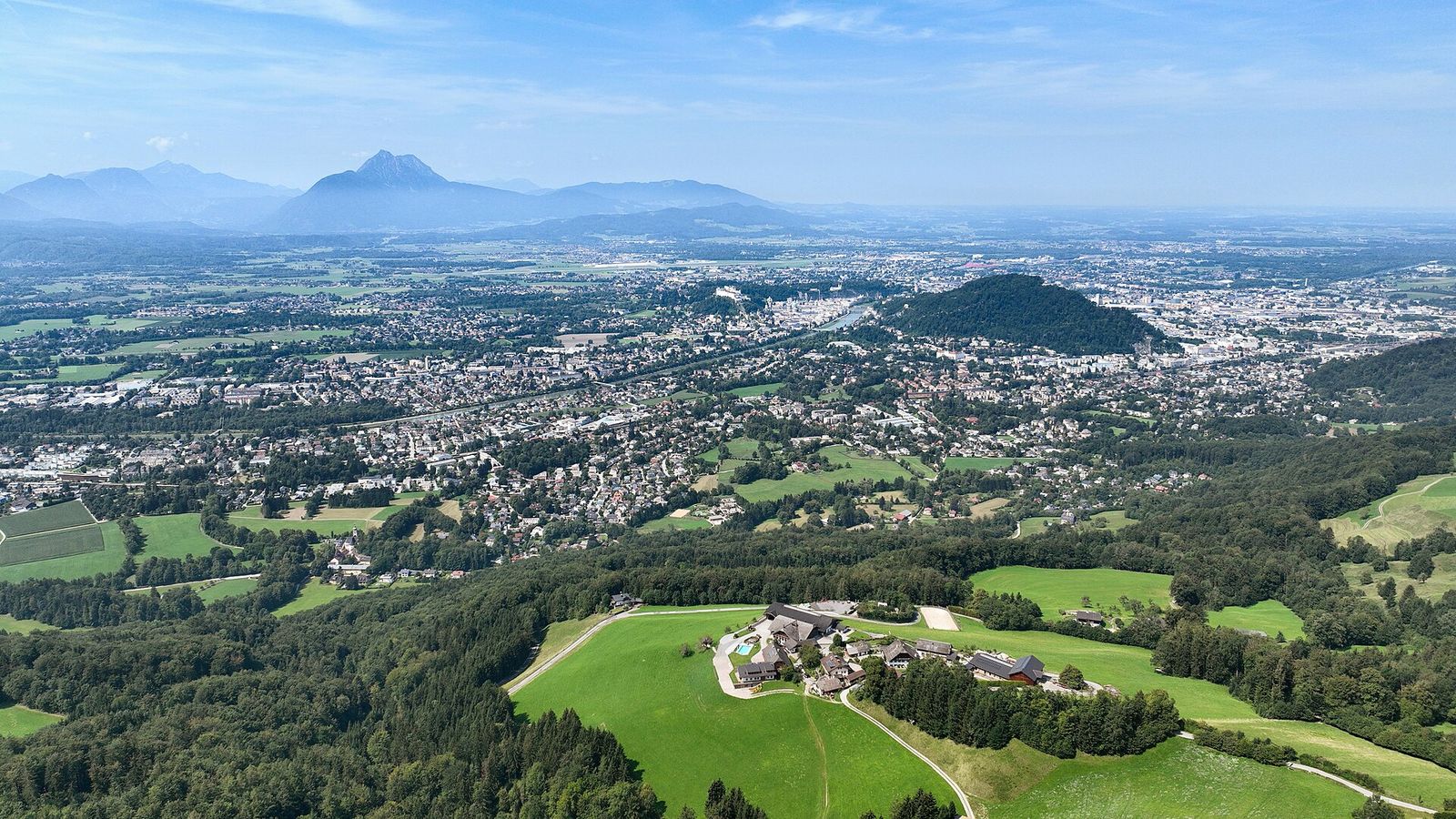 Eastern view of the Salzburg Basin with the city of Salzburg in the centre