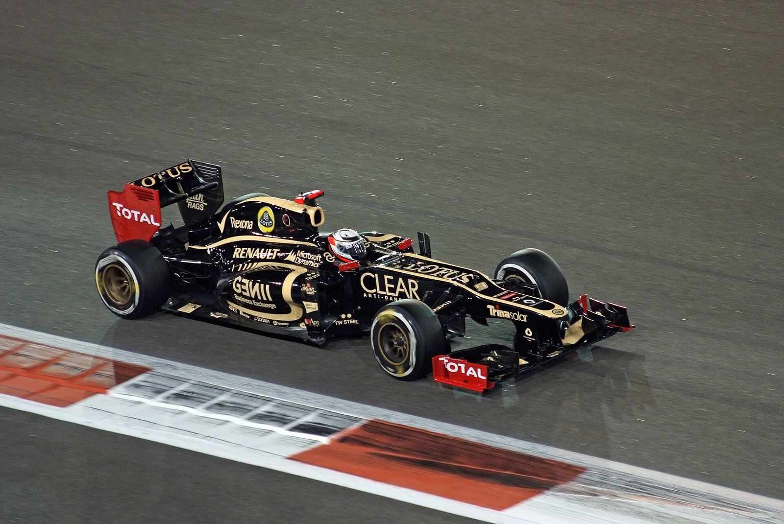 Paf customers travel to Dubai to experience the city, the desert and Formula One, Abu Dhabi Grand Prix