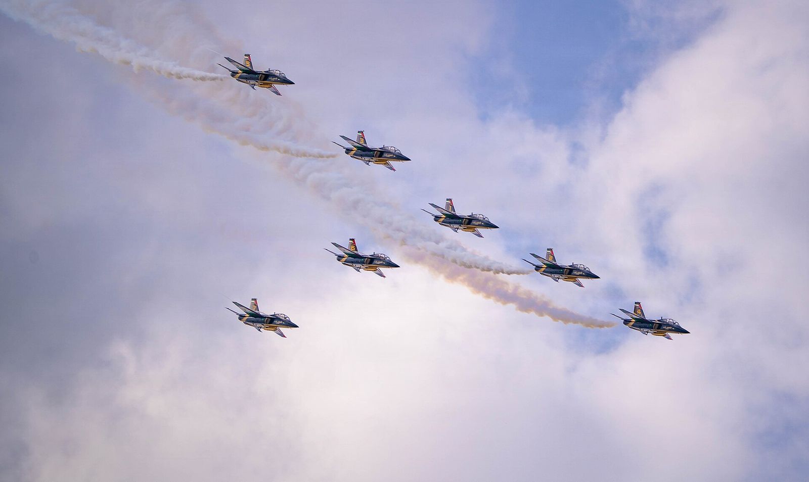 The Fursan Al Emarat Display Team showcases skill as well as the capabilities of the Hongdu L-15 aircraft during the, Farnborough International Airshow