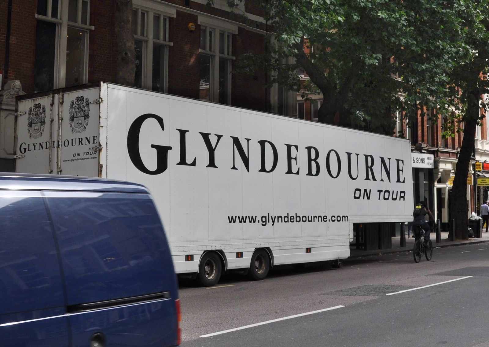 Glyndebourne On Tour trailer unit in London, England, Glyndebourne Festival