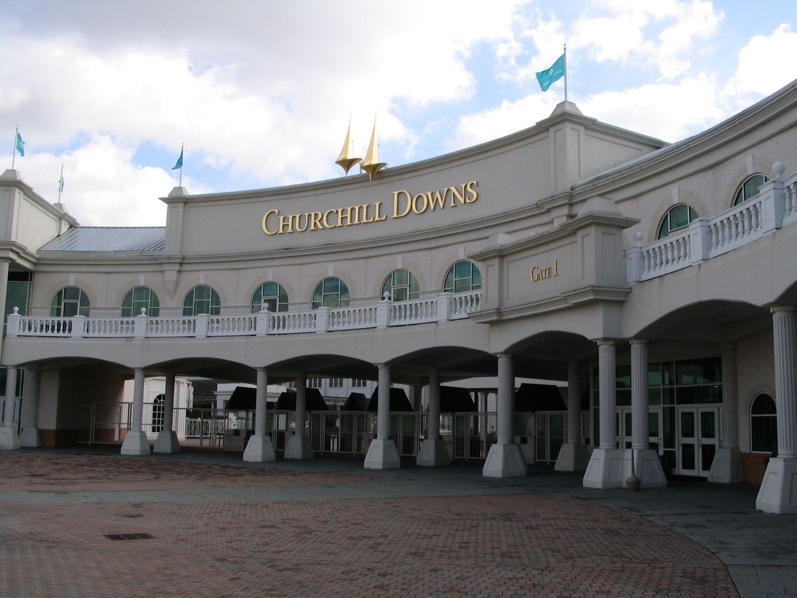 Churchill Downs, located on Central Avenue in south Louisville, Kentucky, United States, is a Thoroughbred racetrack most, Kentucky Derby
