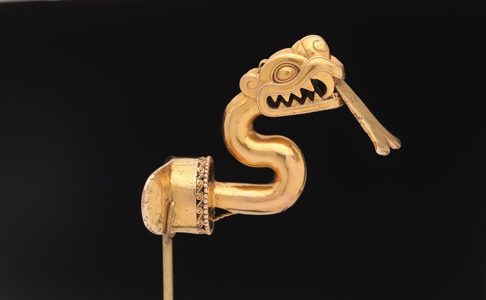 Aztec; Labret; Metal-Sculpture, The Met Gala