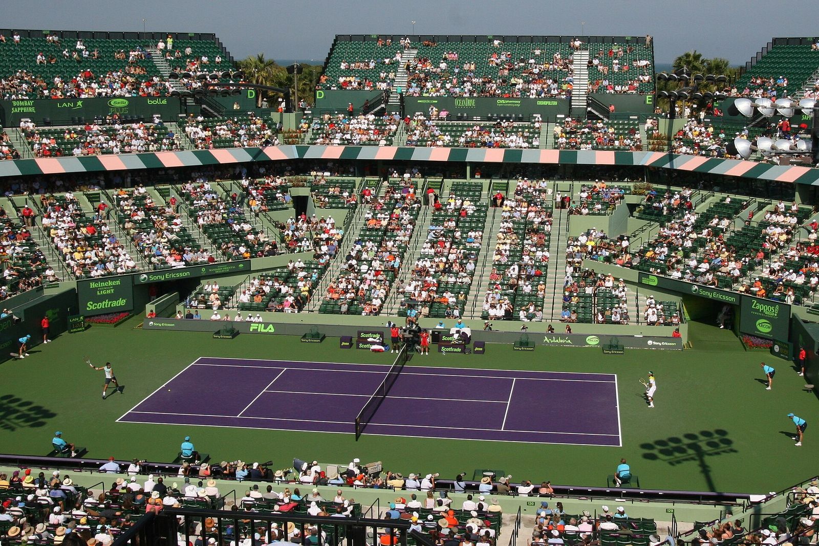 Match underway between Juan Martín del Potro and Rafael Nadal during 2009 Sony Ericsson Open at Tennis Center at Crandon, Miami Open