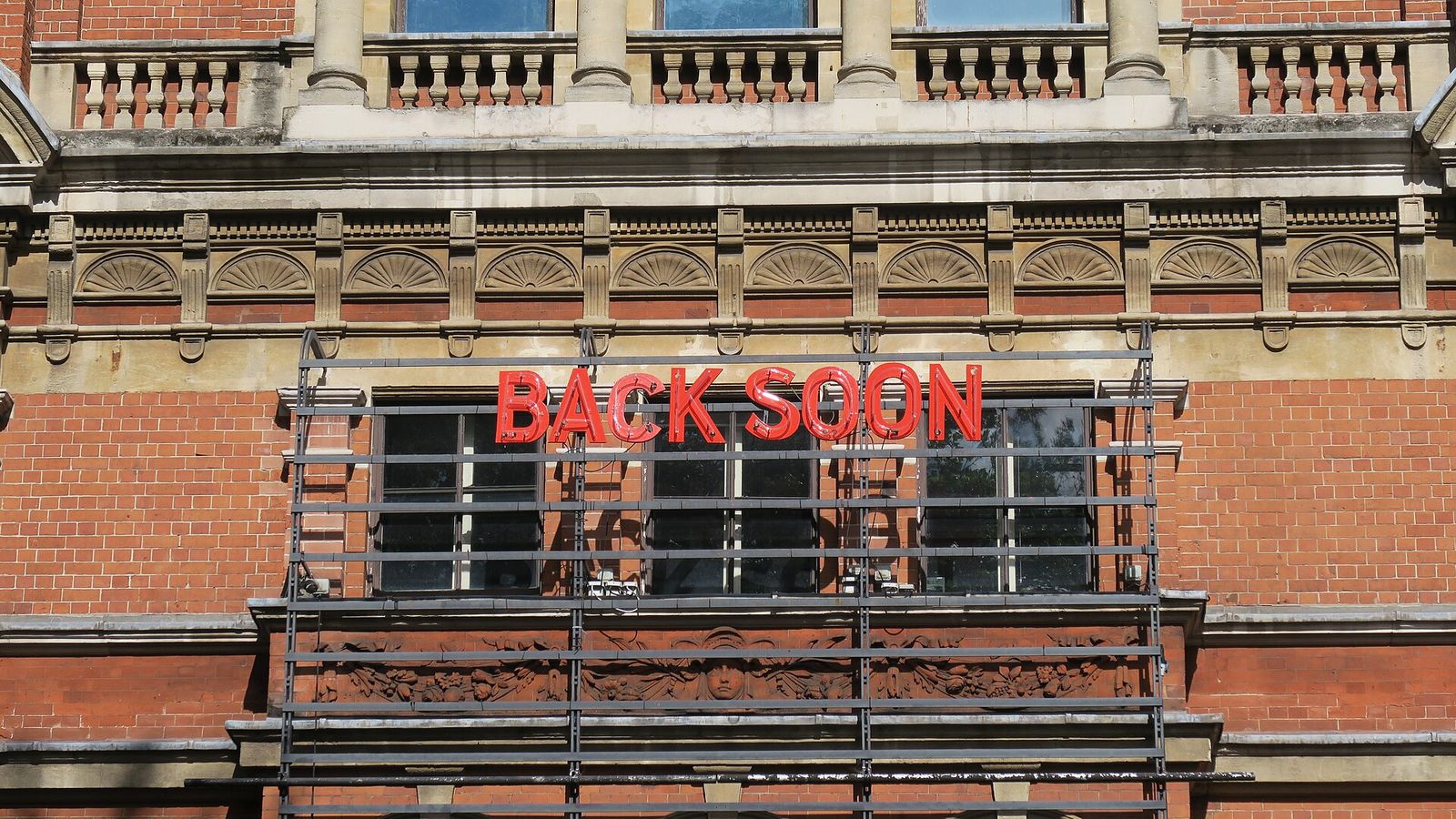 Royal Court theater, Sloane Square London UK Lockdown COVID 19, Treasure House Fair
