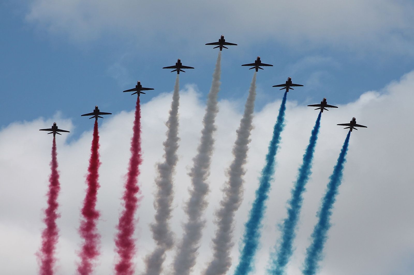 Red Arrows, royal fly past over Buckingham Palace, June 2013, Trooping the Colour