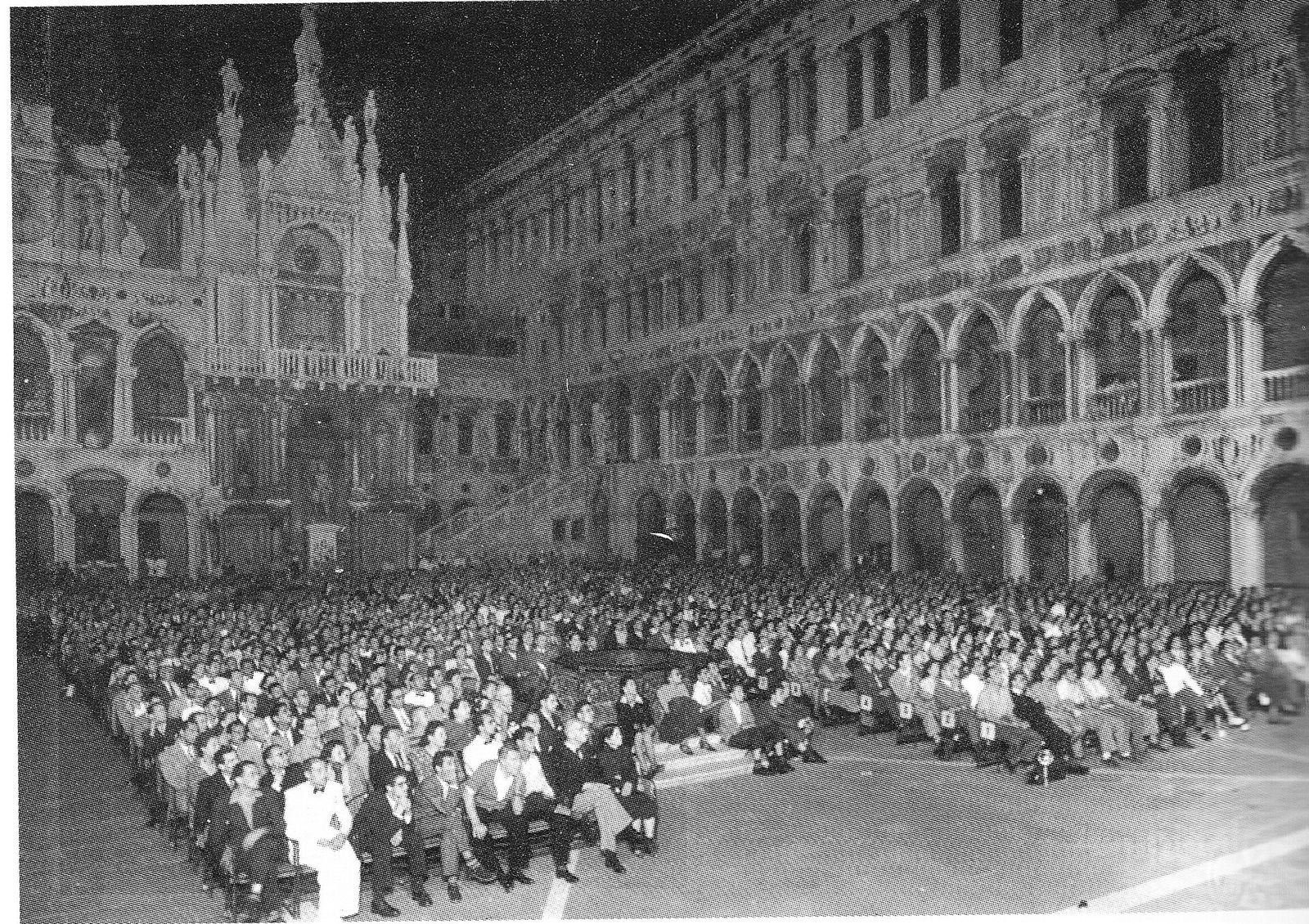 Historical images of the Doge's Palace (Venice), Courtyard, Venice International Film Festival